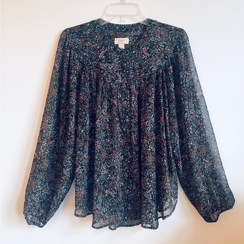 Size M LOFT Long Sleeve Floral Blouse